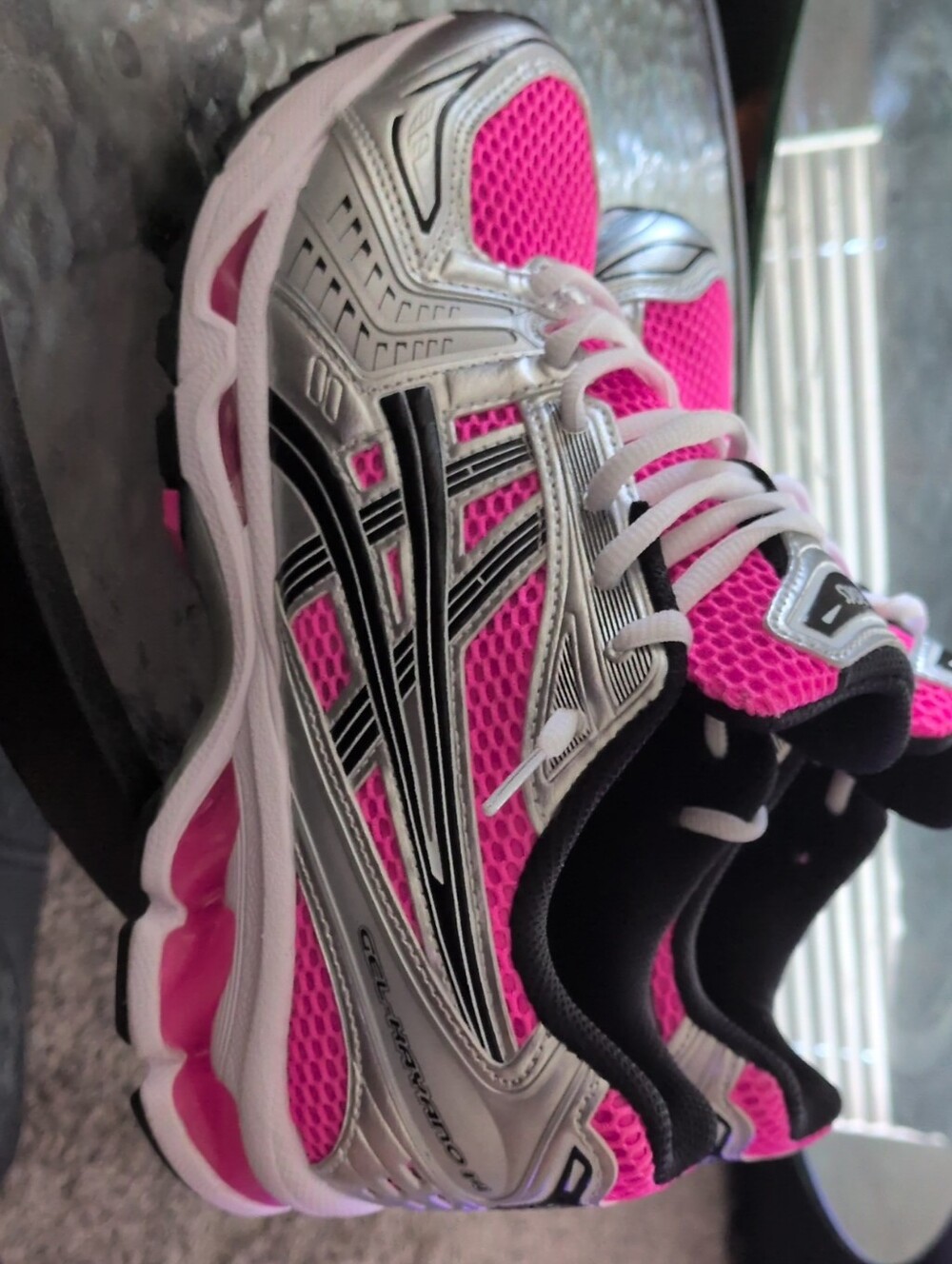 Asics Kayano Gel Unisex Pink and Silver Running Sneakers Sz 8.5/41 Mens
